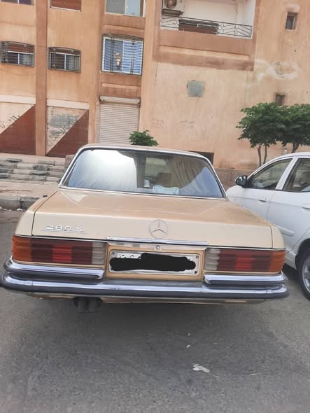 مرسيدس 280 1975 - صورة 5