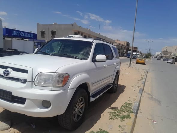 تويوتا سكويا 2006 - صورة 2