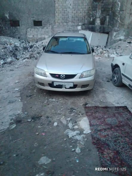 مازدا 323 2002 - صورة 2