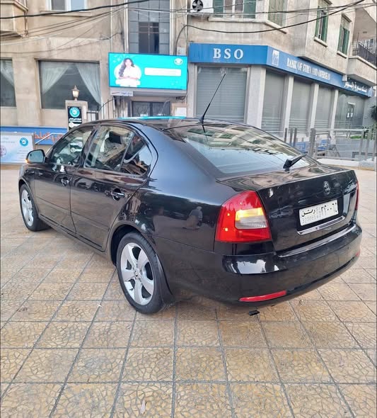 سكودا أوكتافيا 2011 - صورة 2