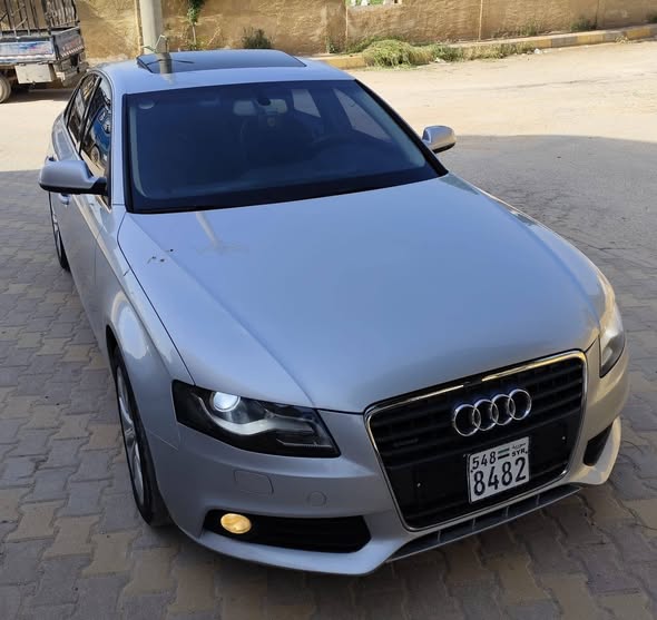 أودي A4 2010 - صورة 1