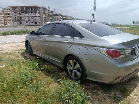 هيونداي سوناتا 2012 - صورة 1