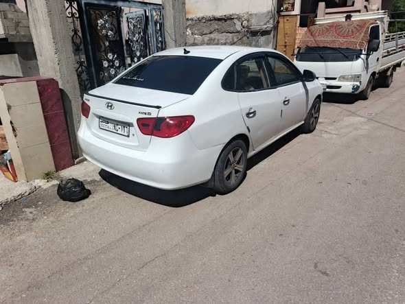 هونداي افانتي 2007 - صورة 2