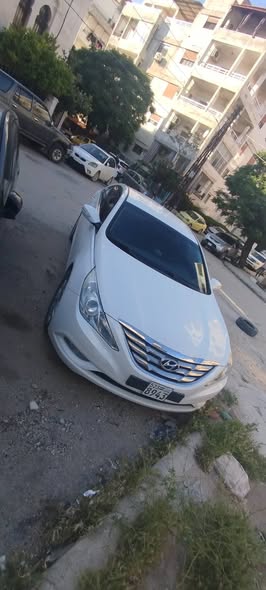 هيونداي سوناتا 2011 - صورة 2