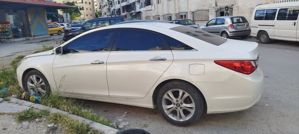 هيونداي سوناتا 2011 - صورة 4