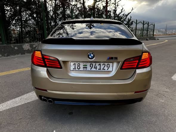 بي إم دبليو 530i 2013 - صورة 2