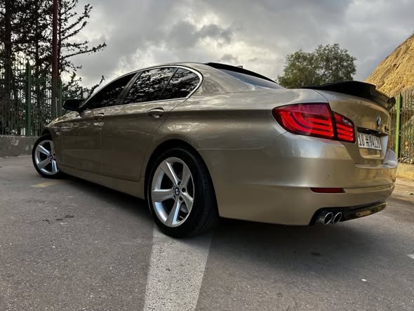 بي إم دبليو 530i 2013 - صورة 4