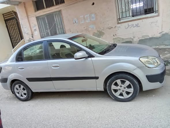 كيا ريو 2008 - صورة 2