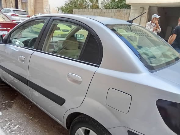 كيا ريو 2008 - صورة 3