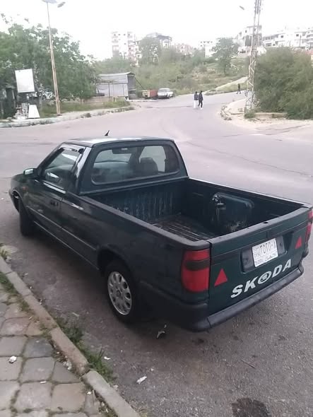 سكودا بيك أب 2000 - صورة 4