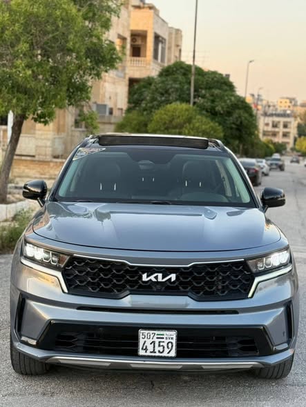 كيا سيرنتو 2022 - صورة 1