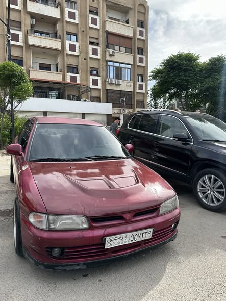 متسوبيشي لانسر 1993 - صورة 5