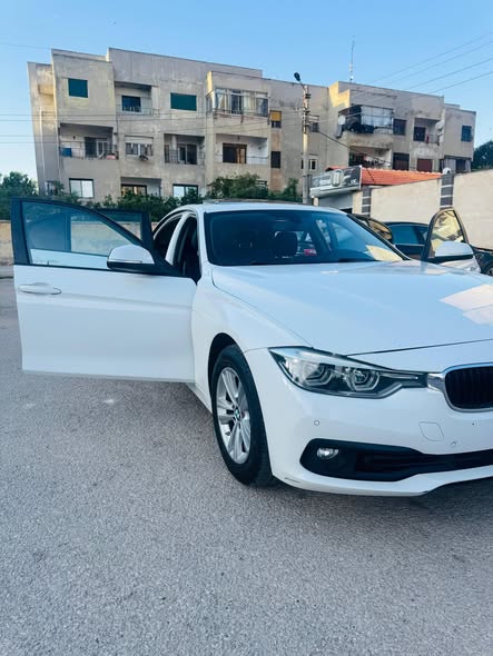 بي إم دبليو 318i 2018 - صورة 2
