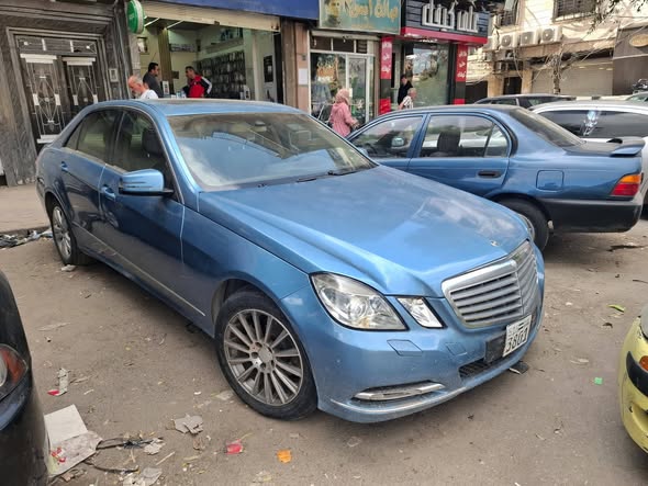 مرسيدس E200 2011 - صورة 1