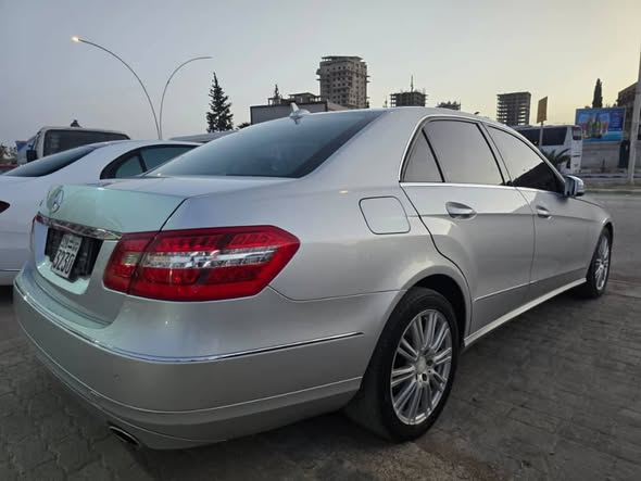 مرسيدس E300 2012 - صورة 4