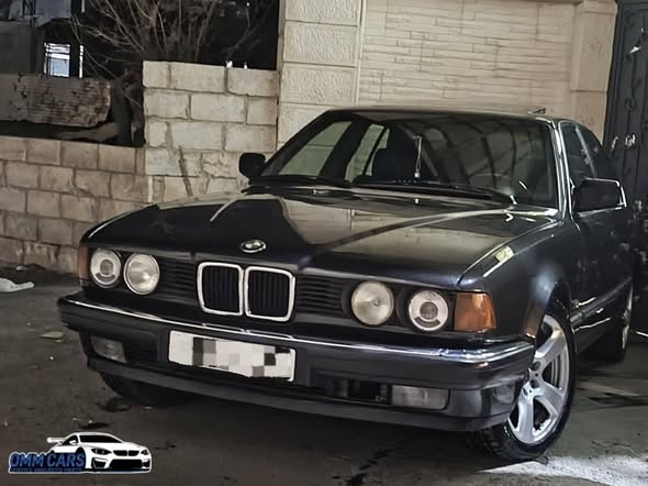 بي إم دبليو 735 1992 - صورة 1