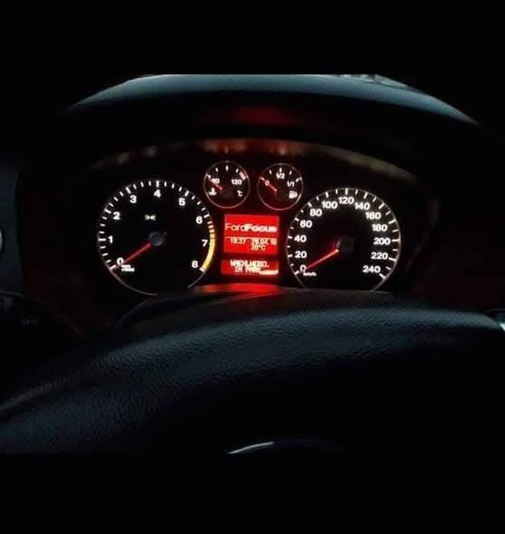 فورد فوكس 2008 - صورة 4