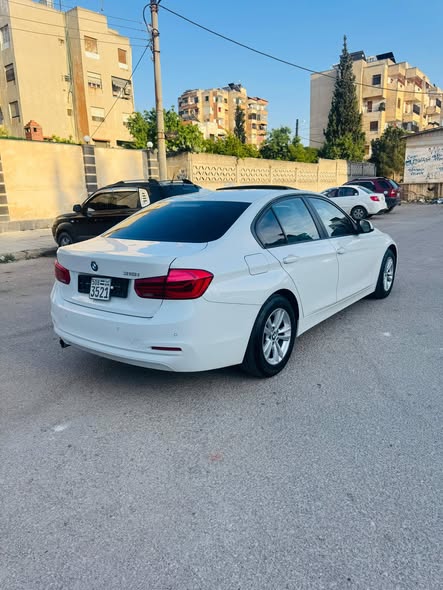 بي أم 318i 2018 - صورة 2