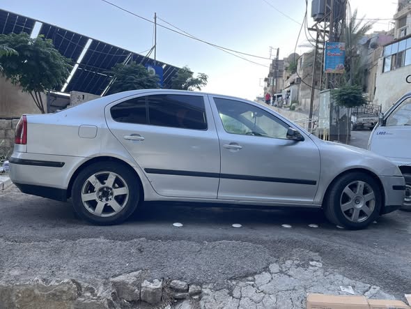 سكودا أوكتافيا 2007 - صورة 4