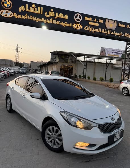 كيا سيراتو K3 2013 - صورة 1