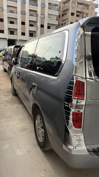 هيونداي ستاريكس 2016 - صورة 4