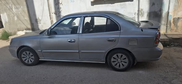 هيونداي أكسنت 2006 - صورة 1