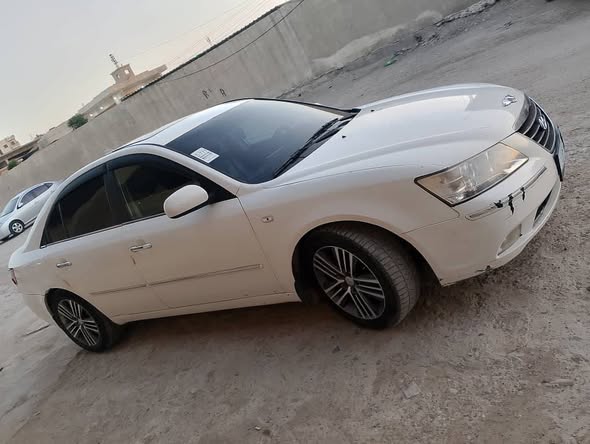 هيونداي سوناتا 2011 - صورة 2