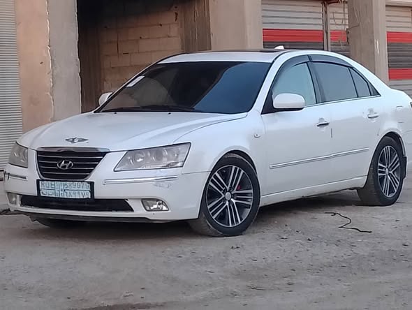 هيونداي سوناتا 2011 - صورة 3