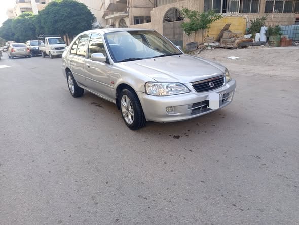 هوندا سيتي 2001 - صورة 1