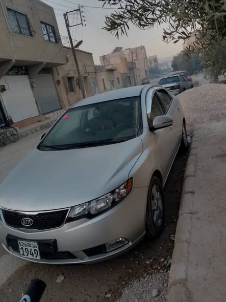 كيا فورتي 2013 - صورة 2