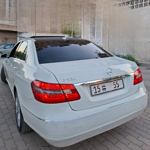 مرسيدس E-Class 2011 - صورة 2