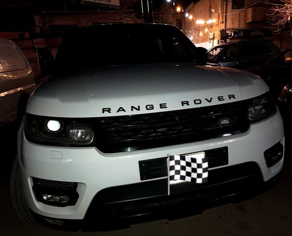 رنج روفر سبورت 2015 - صورة 4