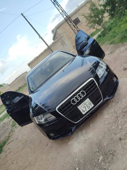 أودي A4 2012 - صورة 1