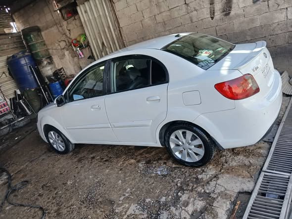 كيا ريو 2011 - صورة 5