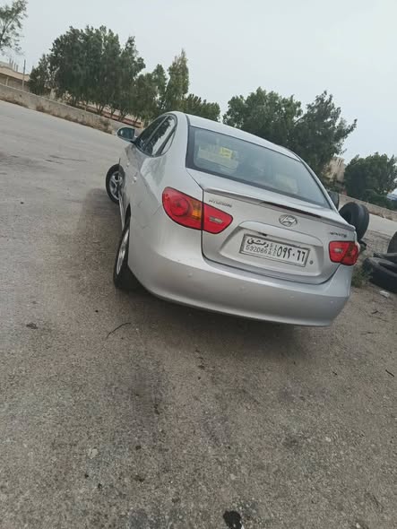هيونداي افانتي 2009 - صورة 2