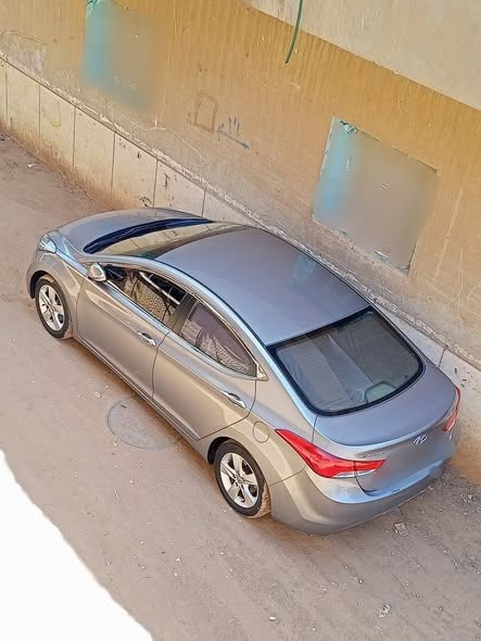هيونداي ألنترا 2011 - صورة 3