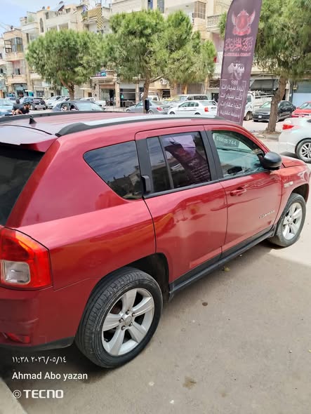 جيب كومباس 2012 - صورة 2