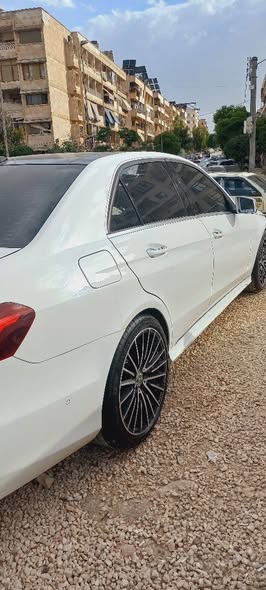 مرسيدس E250 2015 - صورة 2