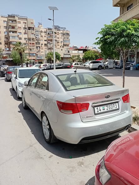 كيا فورتي 2009 - صورة 3