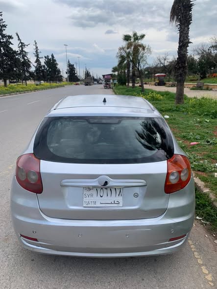 بريليانس FRV 2009 - صورة 2