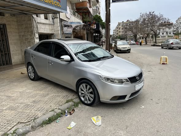 كيا فورتي 2009 - صورة 4