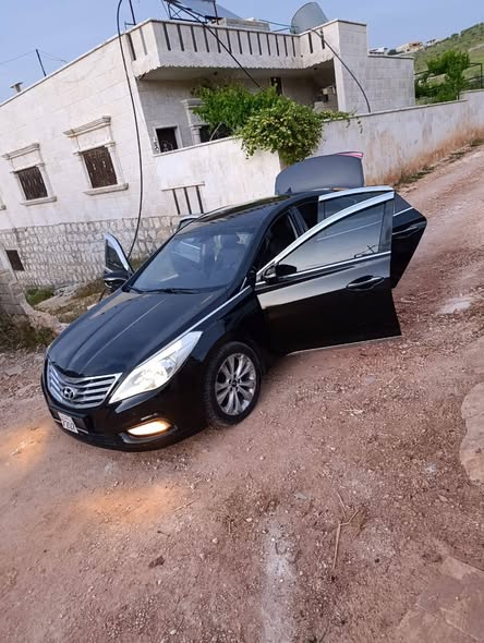 هيونداي أزيرا 2012 - صورة 2