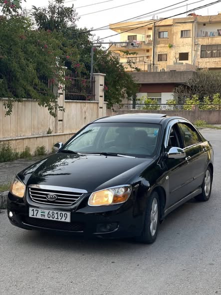 كيا سيراتو 2008 - صورة 2