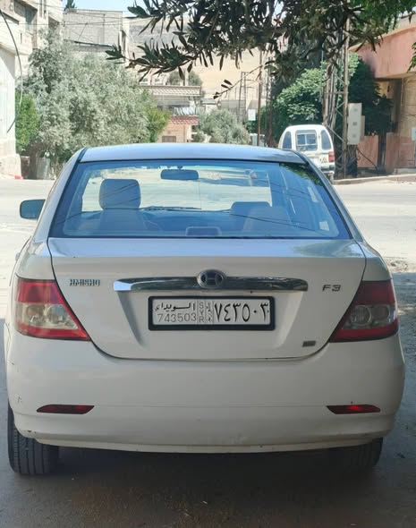 بي واي دي F3 2011 - صورة 4
