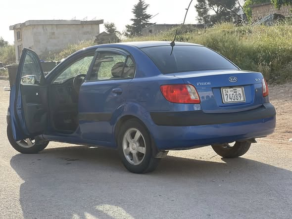 كيا ريو 2007 - صورة 2