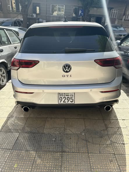 فولكس فاجن جولف GTI 2022 - صورة 5