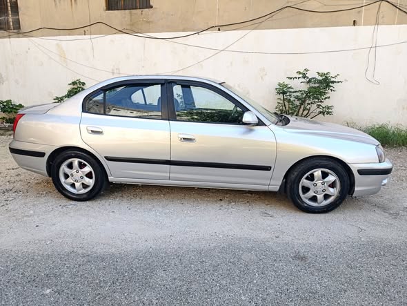 هيونداي افانتي 2006 - صورة 3