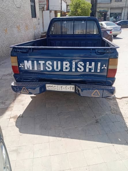 ميتسوبيشي L200 1994 - صورة 1