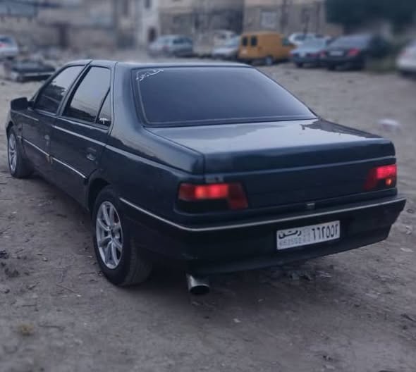 بيجو ٤٠٥ 1993 - صورة 4