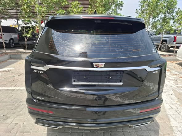 كاديلاك XT6 2023 - صورة 5